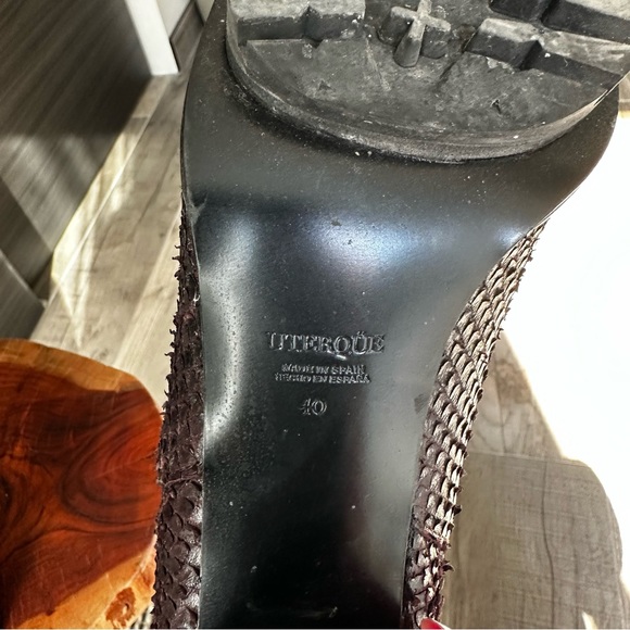 Uterque Brown Burgundy Snakeskin Leather Boots with Platform - Picture 7 of 8